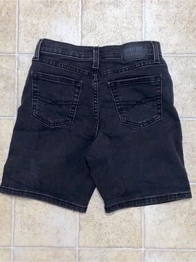 Signature Levi’s Size 8